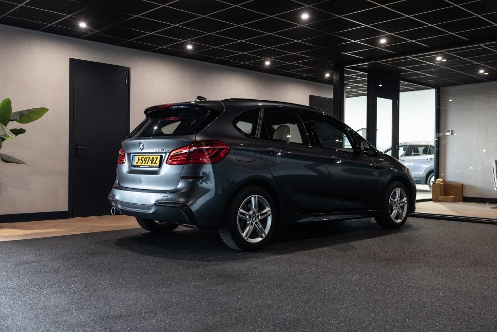 BMW 2 Serie Active Tourer 225xe iP High Exec. | Memory | HuD, 12 maanden, 136 pk, Gebruikt, 1650 kg