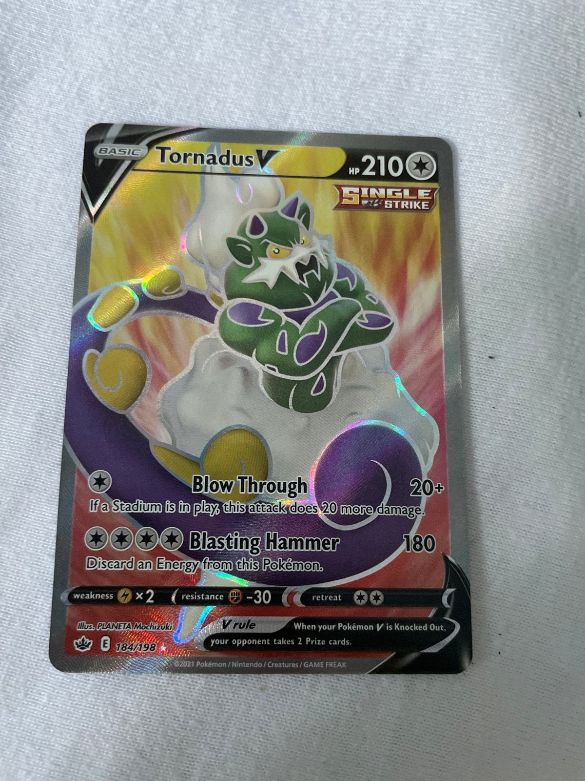 Tornadus V - Pokémon Kaart (Full Art, Single Strike), Ophalen of Verzenden, Zo goed als nieuw, Losse kaart, Foil
