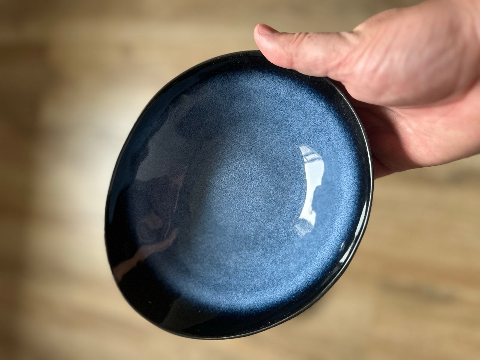 Cosy en trendy servies: 3 kommen, 7 dinerborden, 6 organisch, Huis en Inrichting, Keuken | Servies, Keramiek, Ophalen of Verzenden