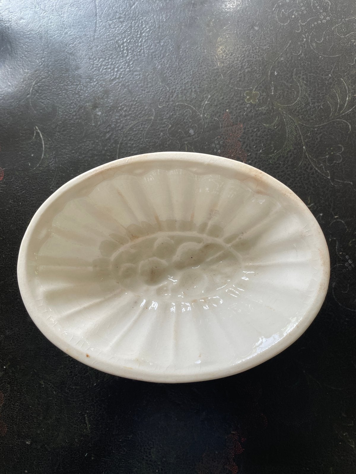 2 Puddingvormen 1 Petrus Regout, 1 blindgemerkt, Ophalen of Verzenden