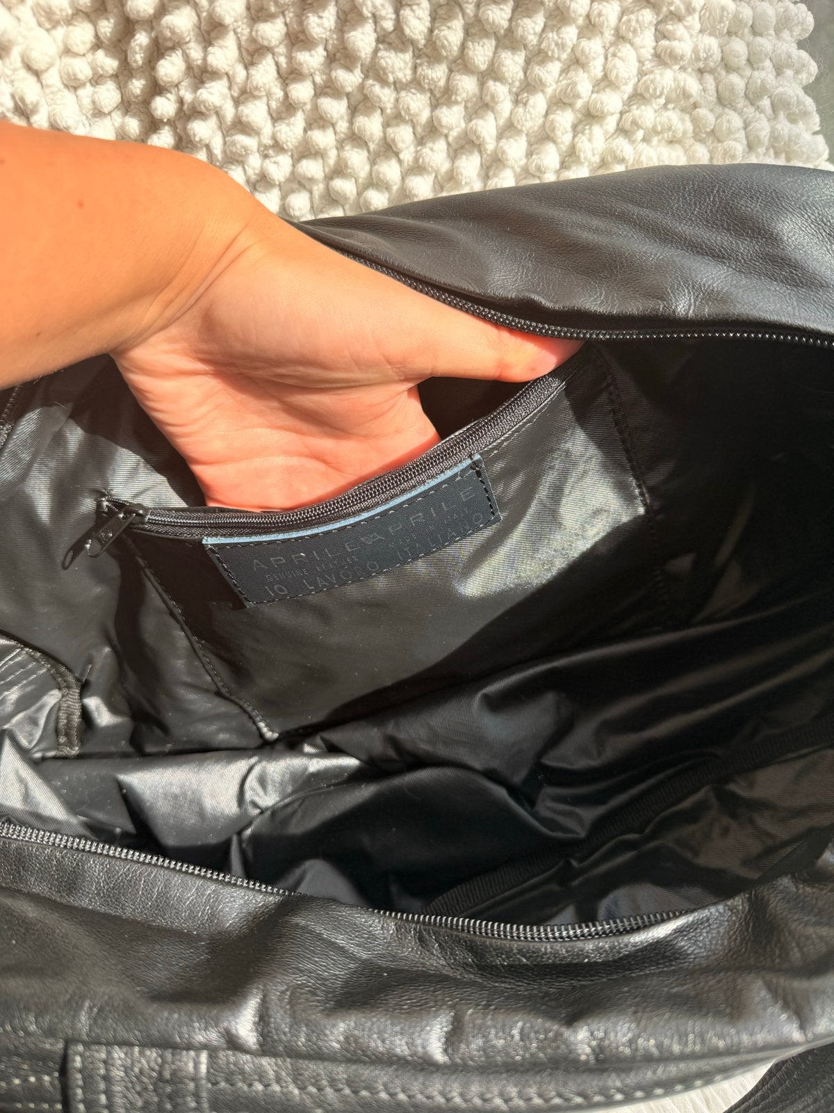 Aprille Aprilla Italiaanse leren tas, Sieraden, Tassen en Uiterlijk, Ophalen of Verzenden, Gebruikt, Zwart, Handtas