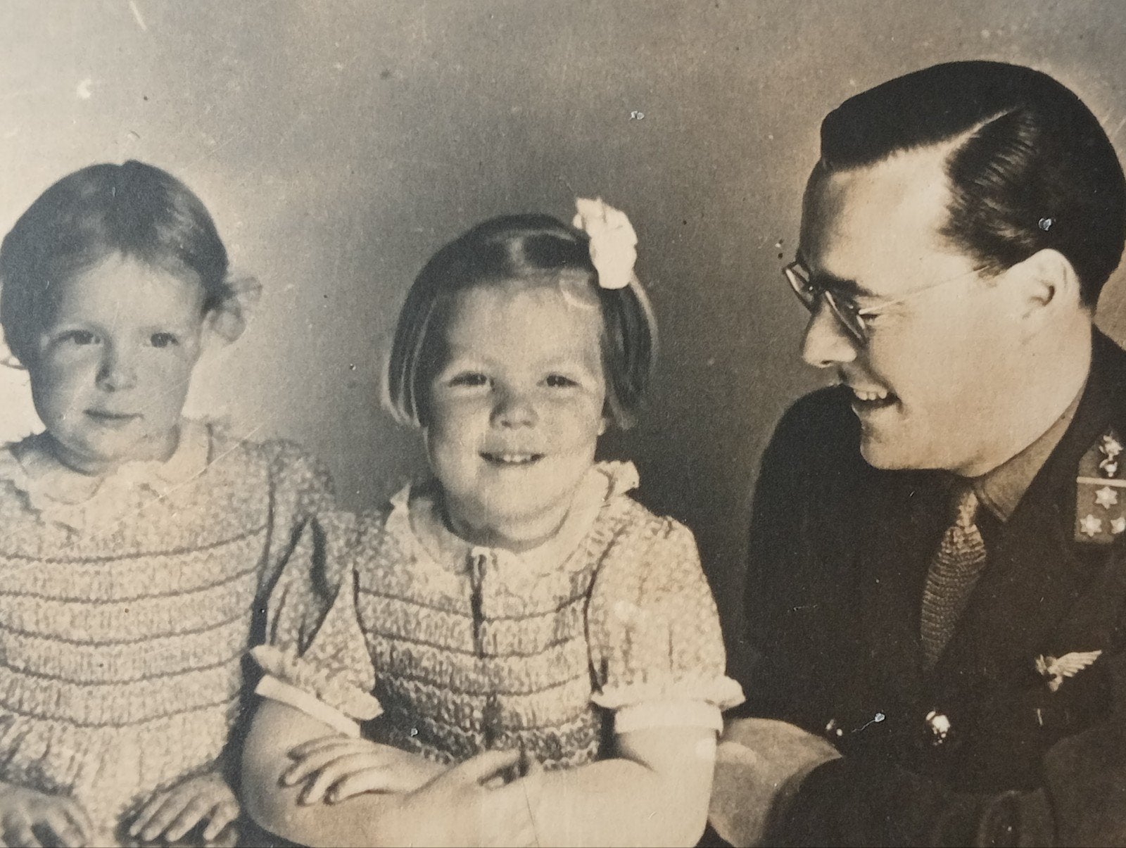 Koningin Juliana en prins Bernhard met kinderen, Gebruikt, ., Kaart, Foto of Prent, Ophalen of Verzenden
