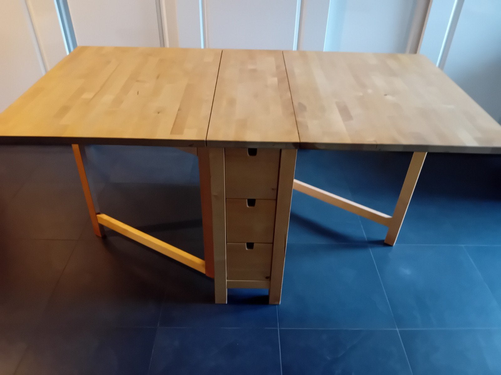 IKEA Klaptafel in goede staat - Ruimtebesparend!, Huis en Inrichting, Ophalen, 50 tot 100 cm, Modern, Functioneel, 150 tot 200 cm