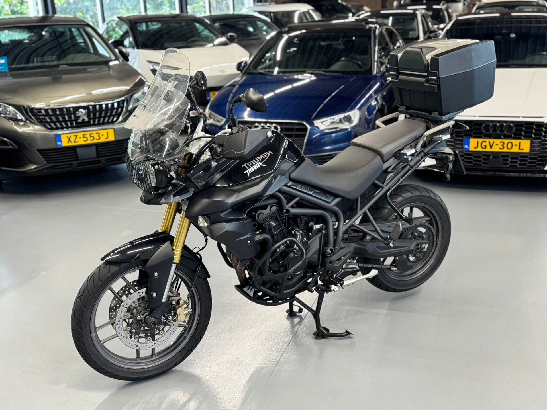 Triumph All-Road Tiger 800 ABS 70 kW, Bedrijf, After.sales@triumph.co.uk, Meer dan 35 kW, Triumph Motorcycles Ltd