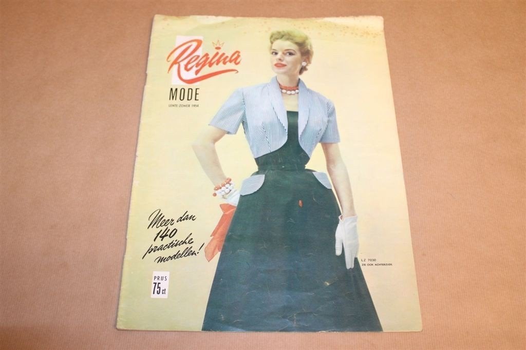 Zeldzaam magazine - Regina Mode - Lente Zomer 1954 !!, Boeken, Mode, Ophalen of Verzenden, Zo goed als nieuw, Mode algemeen