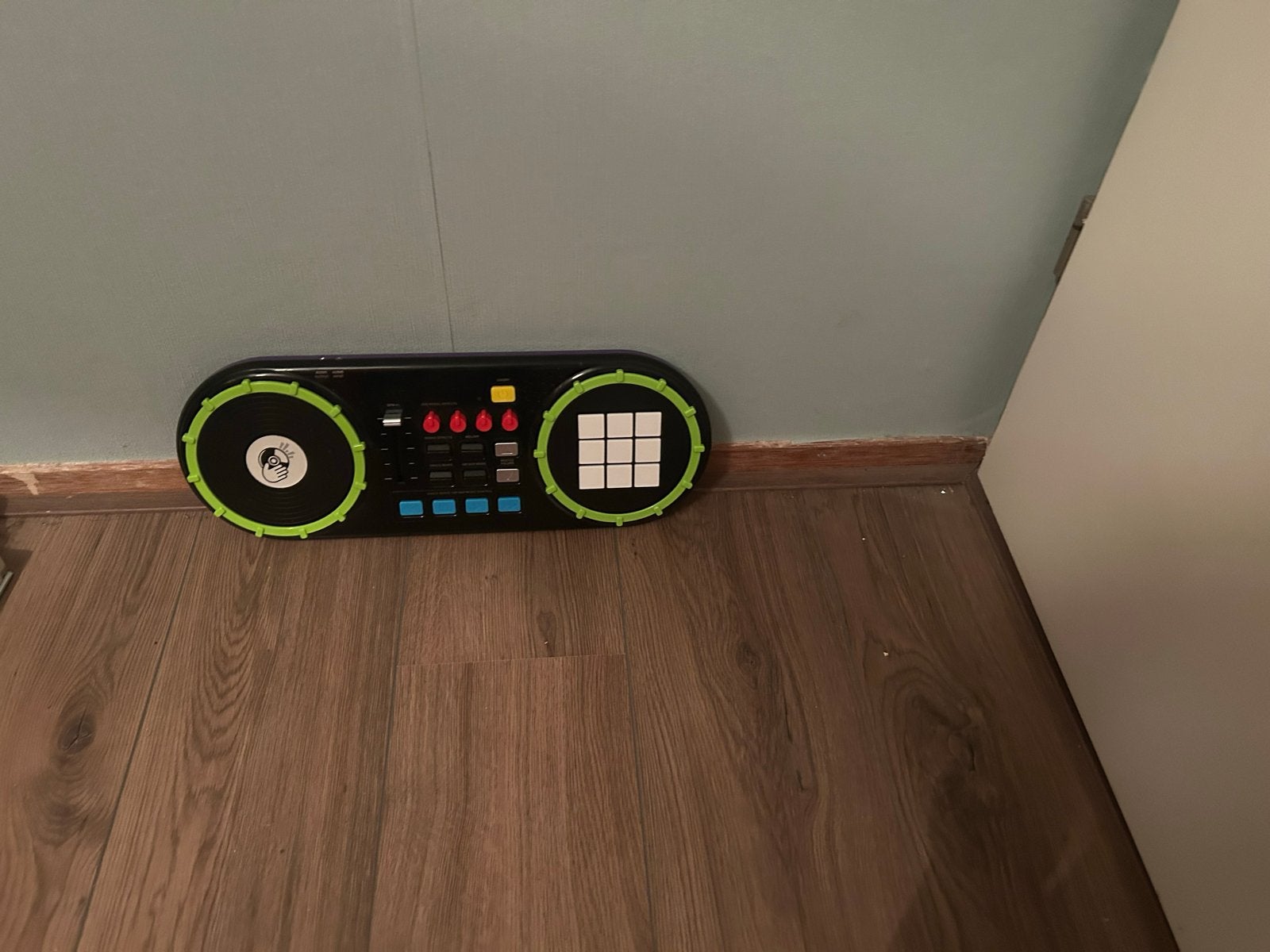 Leuke DJ-set voor kinderen - Werkt perfect!, Ophalen, Zo goed als nieuw, Dj-set, Overige merken