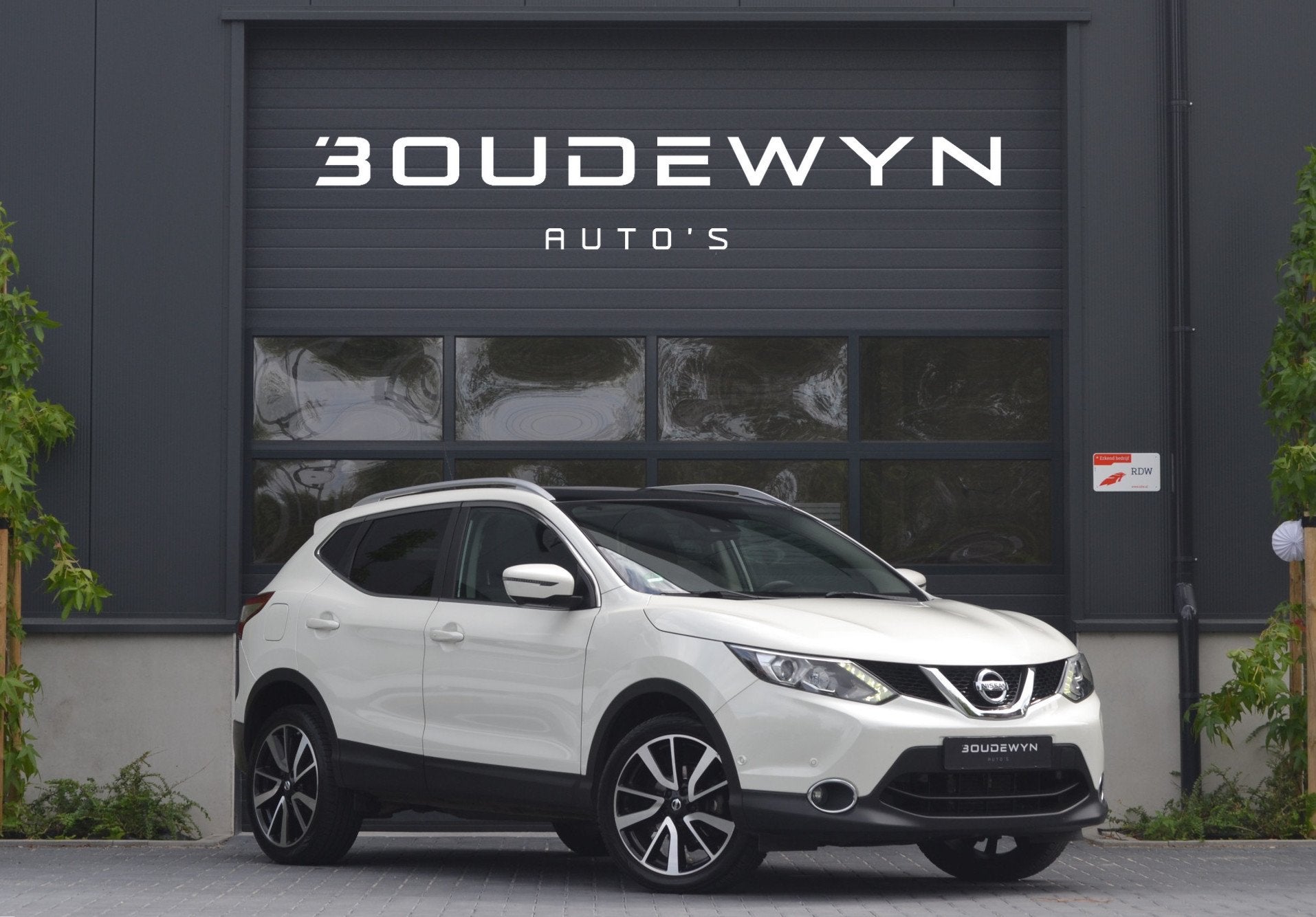 Nissan QASHQAI 1.2 Tekna Cruise Control | 360 camera | Trekh, Auto's, Gebruikt, 4 cilinders, 116 pk, Wit