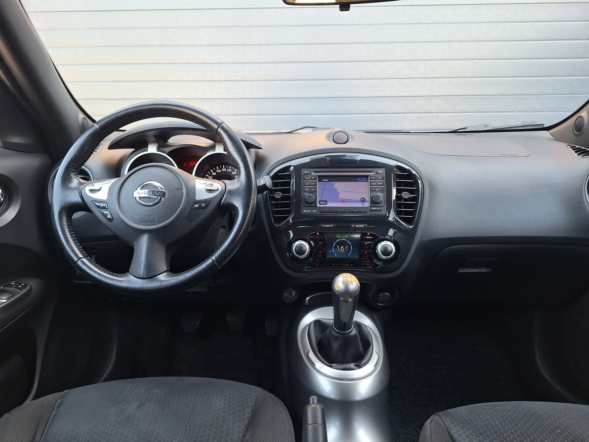 Nissan Juke | 1.6 Tekna | Airco | Camera | Volledig onderhou, Auto's, Voorwielaandrijving, Euro 5, 4 cilinders, Start-stop-systeem