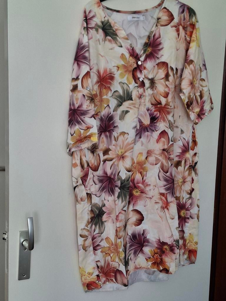Zomerse Paprika bloemenjurk/tuniek, Overige kleuren, Maat 42/44 (L), Ophalen of Verzenden, Zo goed als nieuw