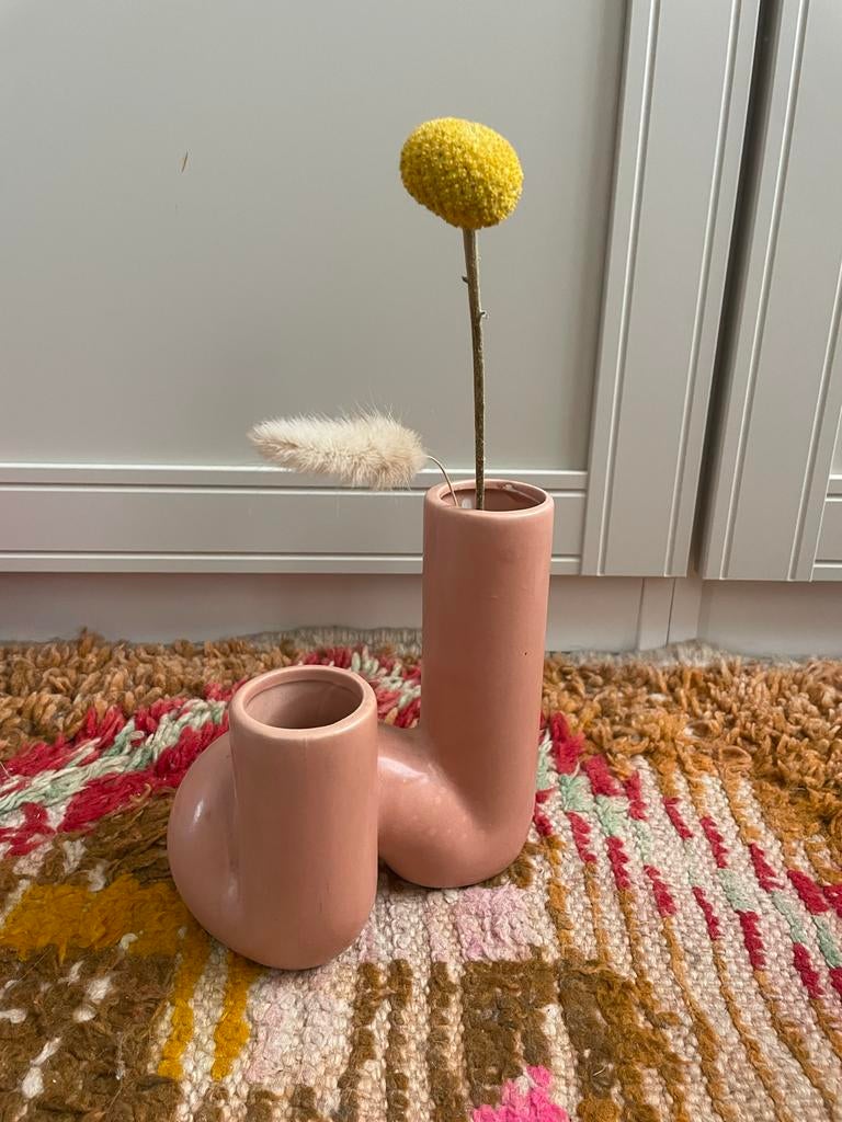 Karwei vaasje zalmkleurig ca 20 cm hoog, Gebruikt, Overige kleuren, Aardewerk of Porselein, Ophalen of Verzenden