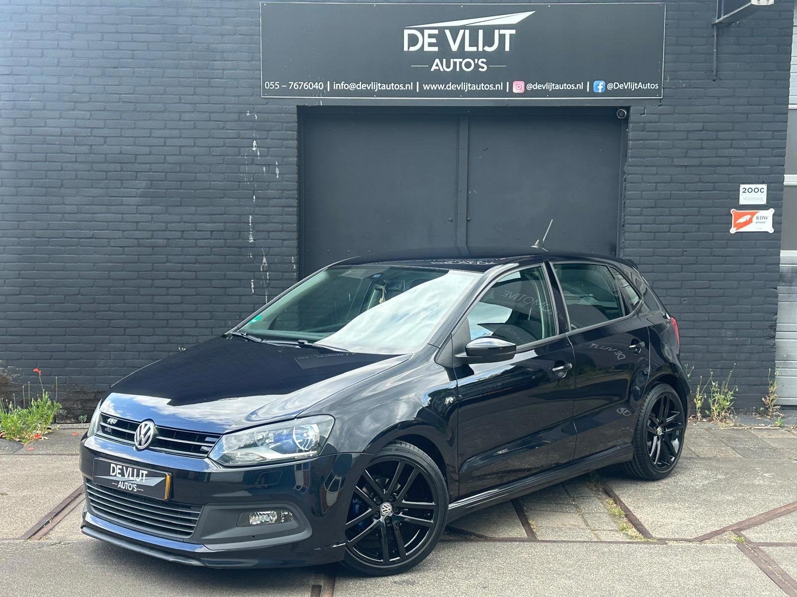 Volkswagen Polo 1.2 TSI DSG | R-Line | Carplay | Airco | Fri, Stof, Gebruikt, Zwart, 4 cilinders