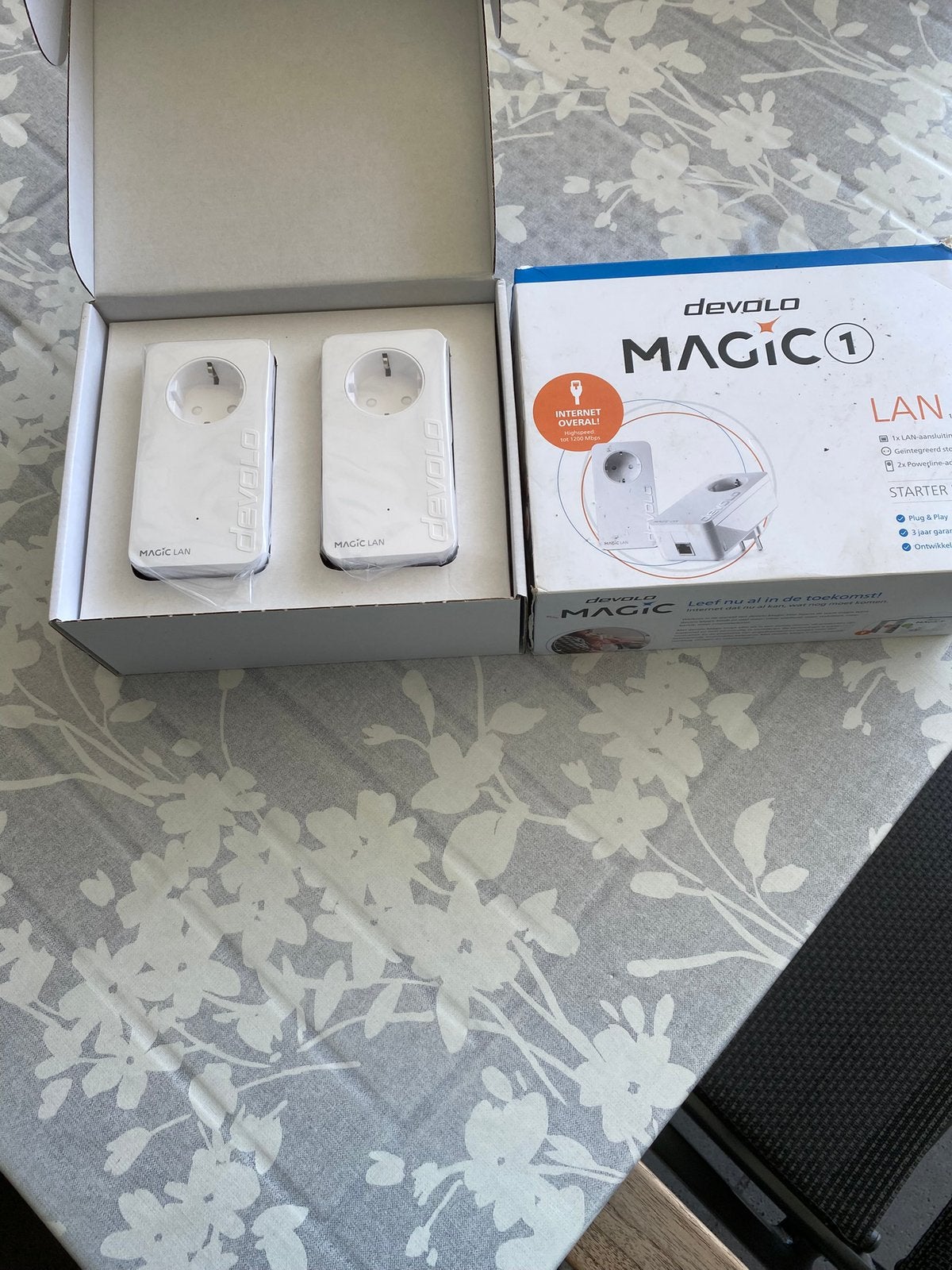 Nieuwe Devolo Magic 1 Draadloze verbindingsset, Computers en Software, Netwerk switches, Verzenden, Nieuw