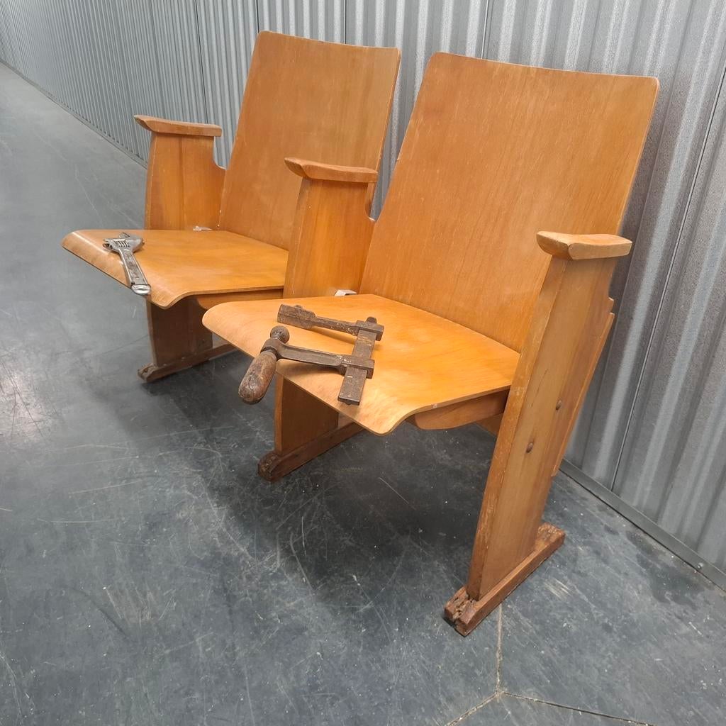 Vintage houten stoelen klapstoel bioscoopstoel 2-zits, Ophalen, Gebruikt, Bruin, Eén