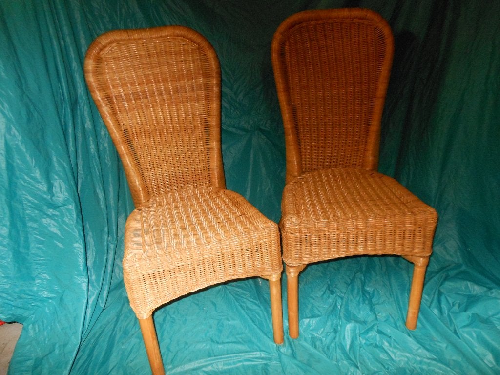 Twee rieten eetkamerstoelen., Huis en Inrichting, Tafels | Eettafels, Ophalen, 50 tot 100 cm, Tot twee personen, 50 tot 100 cm