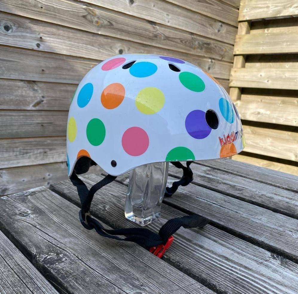 Nieuwe verstelbare stuntstep helm, Sport en Fitness, Overige Sport en Fitness, Zo goed als nieuw, Ophalen of Verzenden