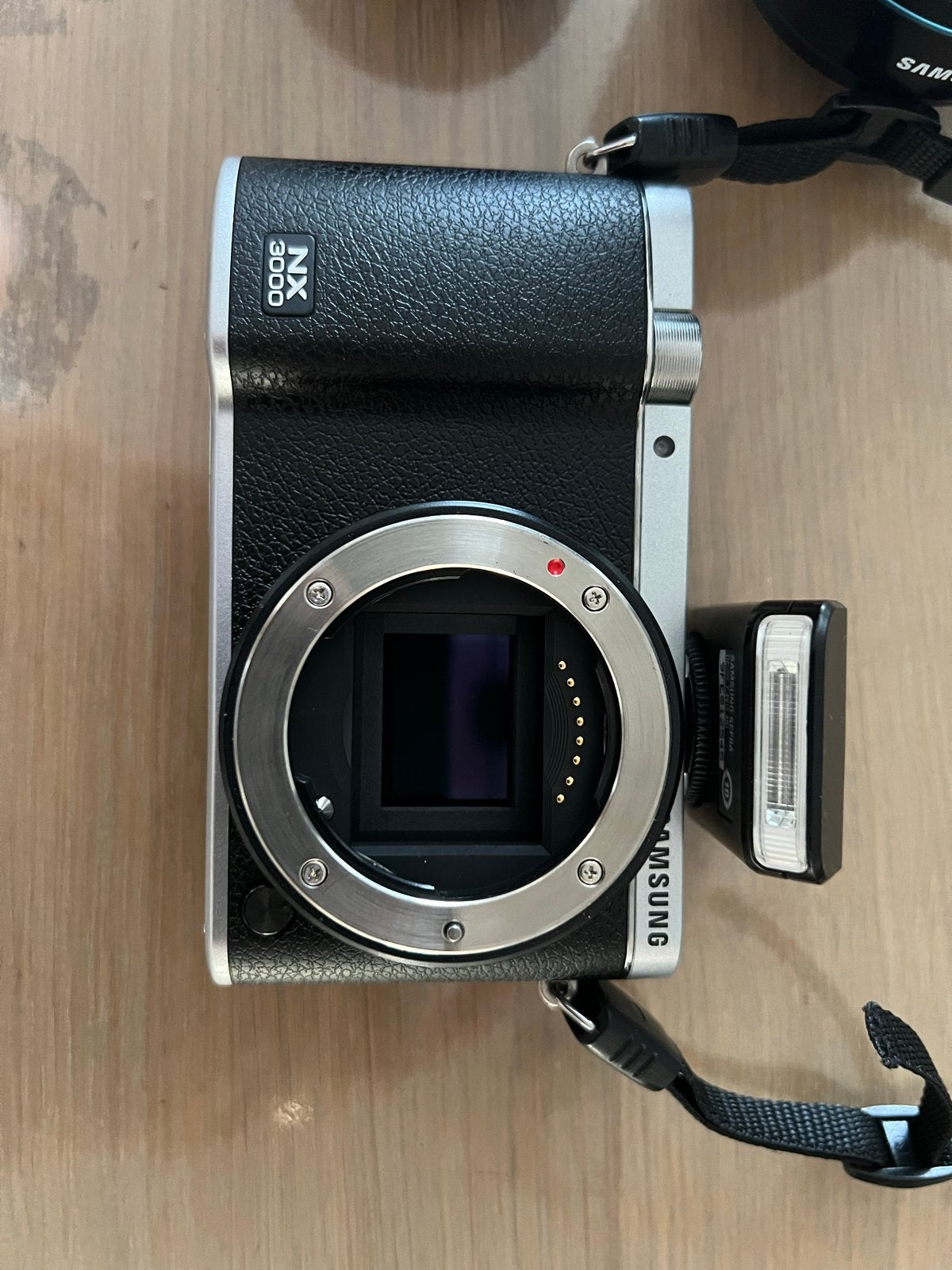 Samsung NX3000 systeemcamera met 1 lens en accessoires, Audio, Tv en Foto, Fotocamera's Digitaal, Ophalen, Zo goed als nieuw, Samsung