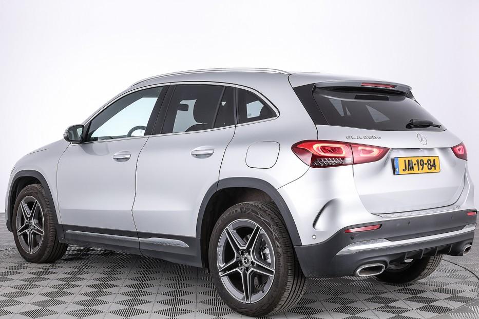 Mercedes-Benz GLA 250 e AMG Line | Full LED | NAVI | ECC | P, 12 maanden, Gebruikt, 4 cilinders, Bedrijf