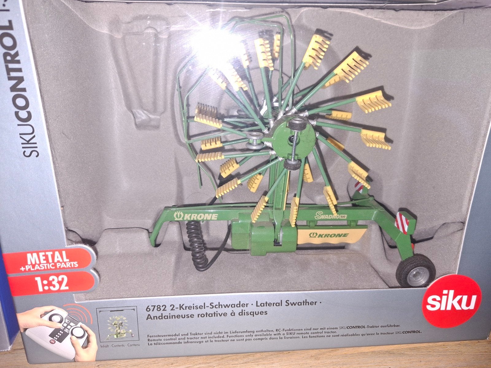 Siku schudder van Krone schaal 1.32, Ophalen, Tractor of Landbouw, SIKU