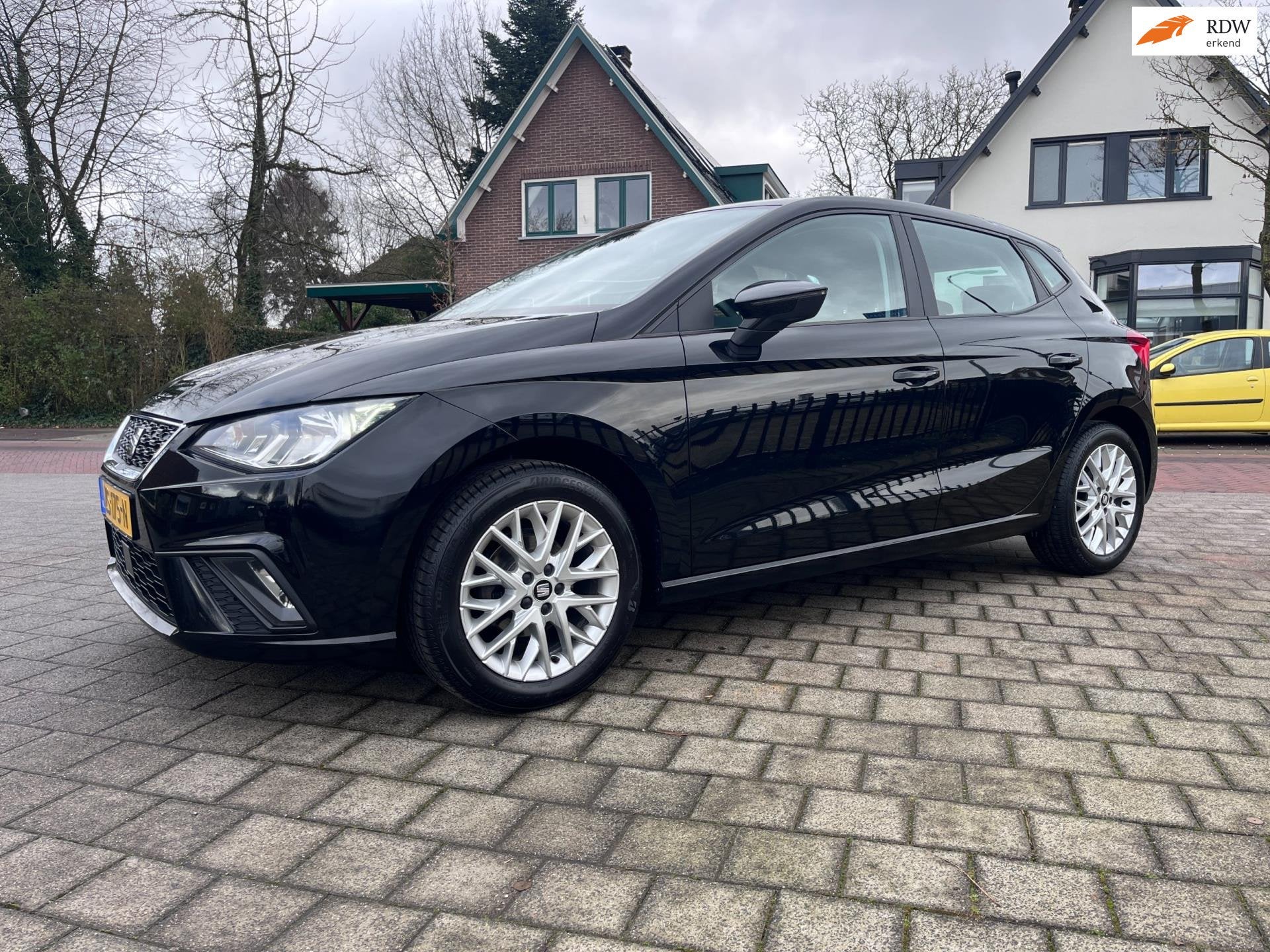Seat Ibiza 1.0 TSI FR Intense ECC NAV LM LED ISOFIX BTW AUTO, Voorwielaandrijving, Euro 6, 95 pk, Leder