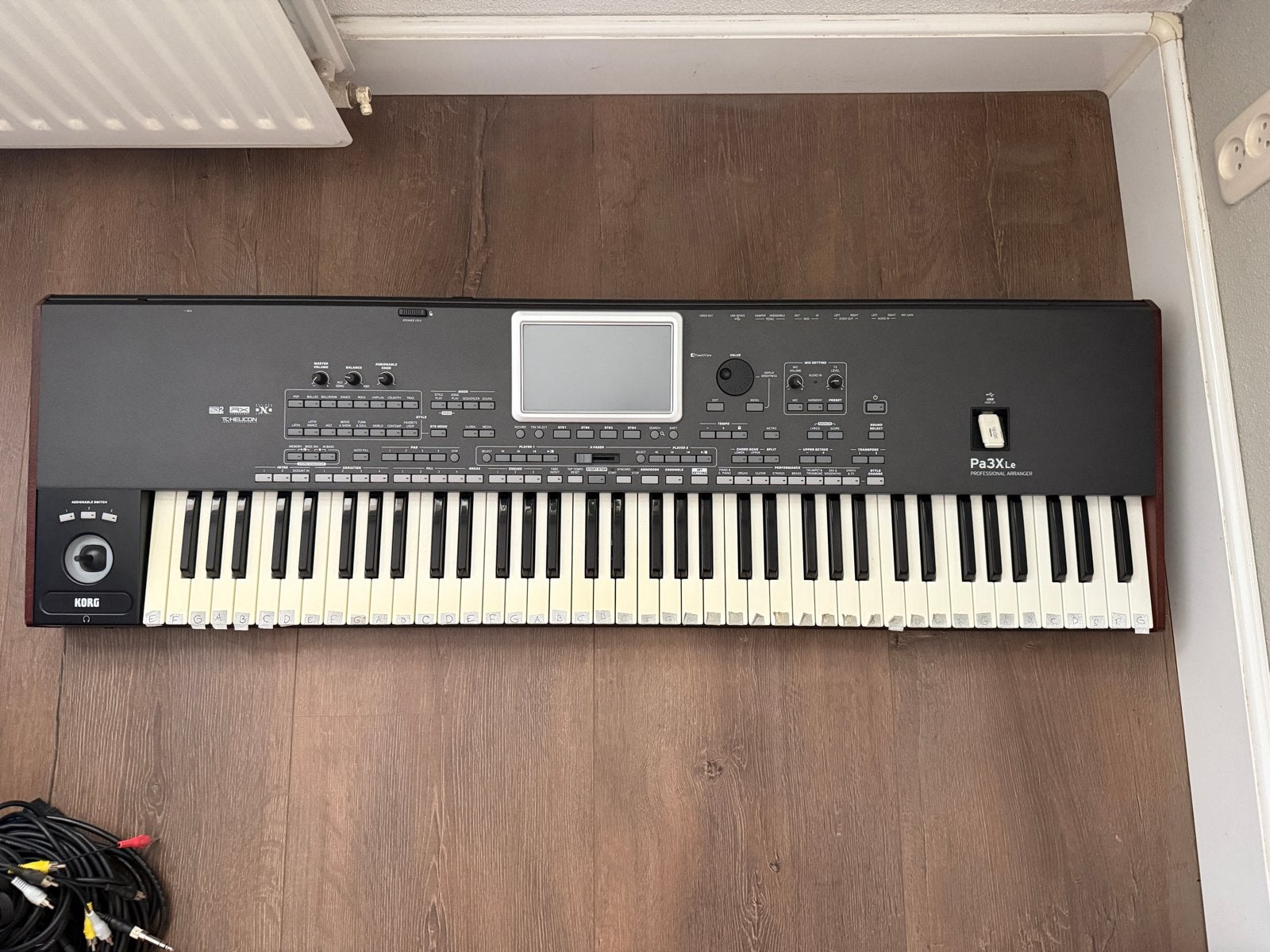 Korg Pa3X Le Keyboard met accessoires, Muziek en Instrumenten, Keyboards, Ophalen, 61 toetsen, Korg, Midi-aansluiting