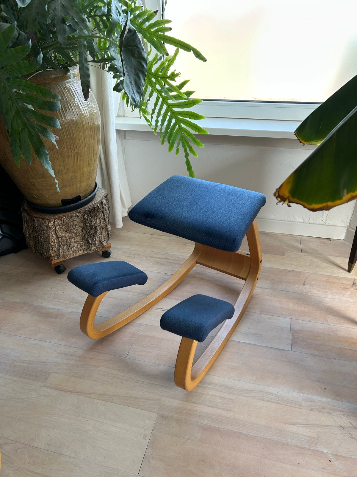 Stokke Varier Kniestoel - Blauw - Ergonomisch, Ophalen, Gebruikt, Blauw, Eén