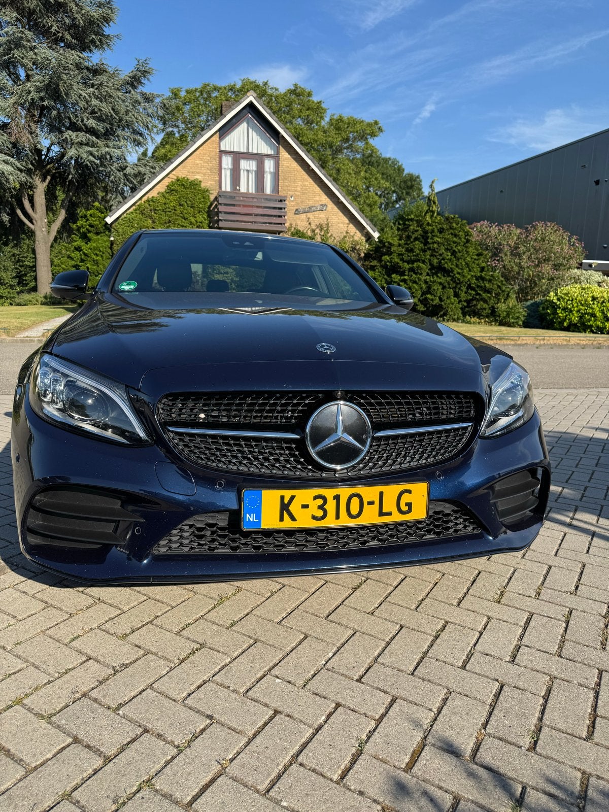 Mercedes-Benz C-Klasse C300e AMG 320pk 2021 B, Achterwielaandrijving, 1800 kg, 1715 kg, Blauw
