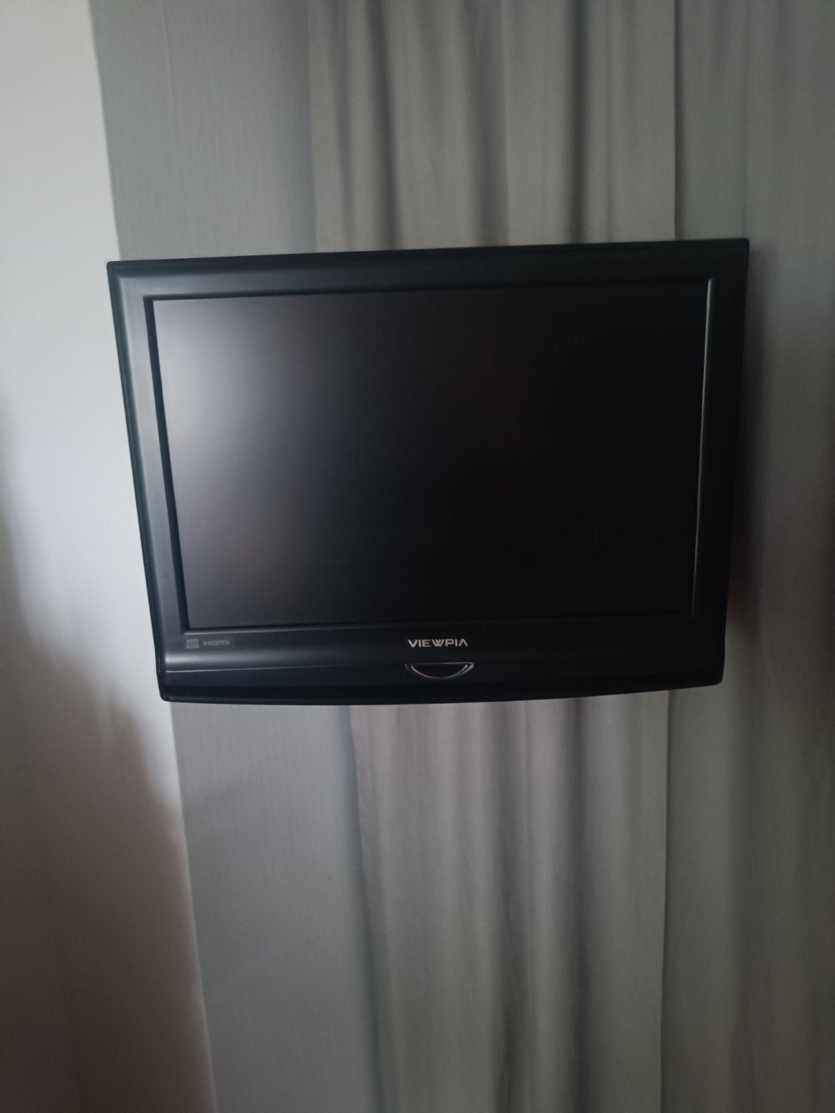 Viewpia TV met muurbeugel en afstandsbediening, Audio, Tv en Foto, Ophalen, Gebruikt, Minder dan 40 cm, Overige merken