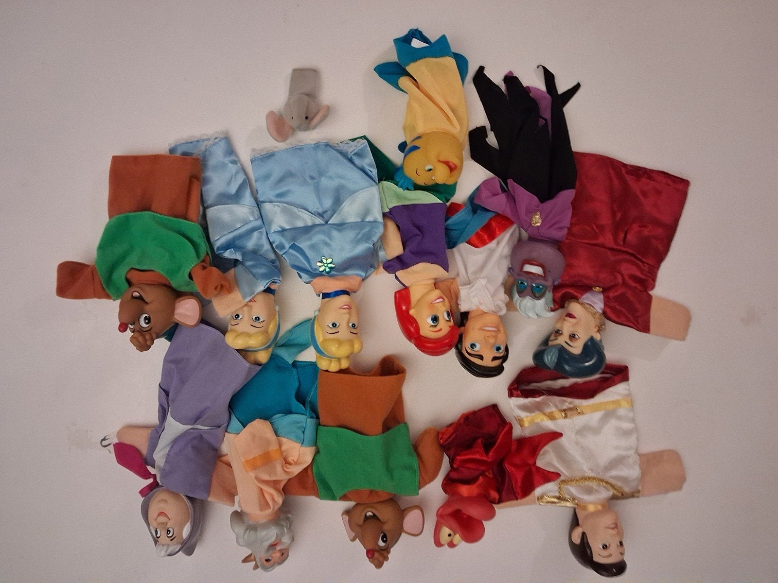 Disney handpoppen set - Sprookjesfiguren, Kinderen en Baby's, Speelgoed | Poppen, Ophalen of Verzenden, Gebruikt, Overige typen