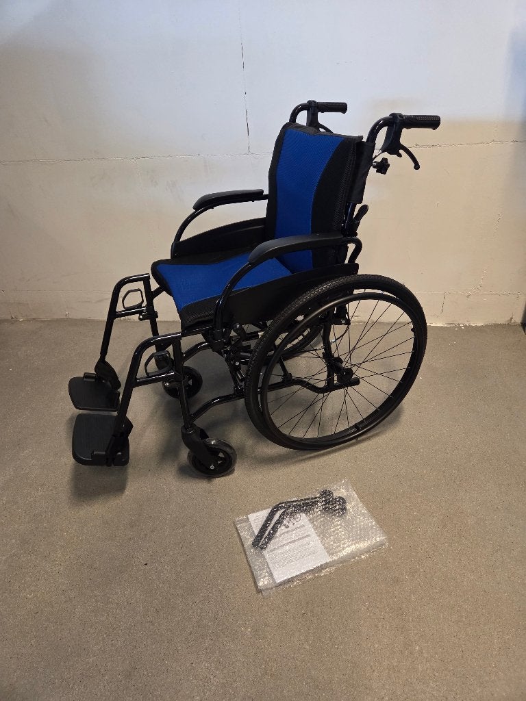 Multimotion Air lichtgewicht rolstoel klein opklapbaar, Ophalen, Duwrolstoel