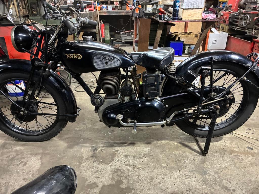 Te Koop Norton 16H
