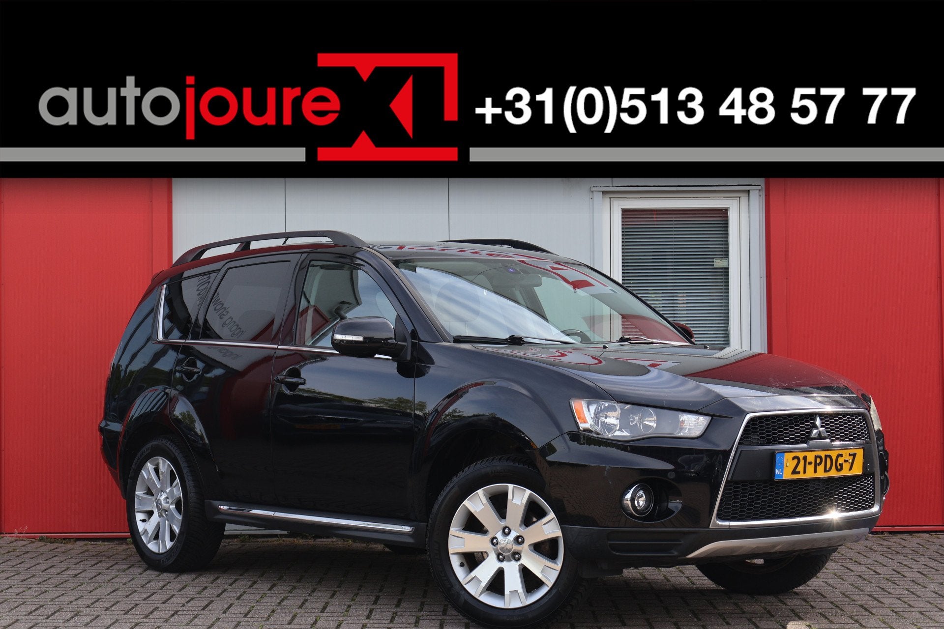 Mitsubishi Outlander 2.0 Intro Edition (bj 2011, automaat), Auto's, Stof, Zwart, 4 cilinders, Zwart