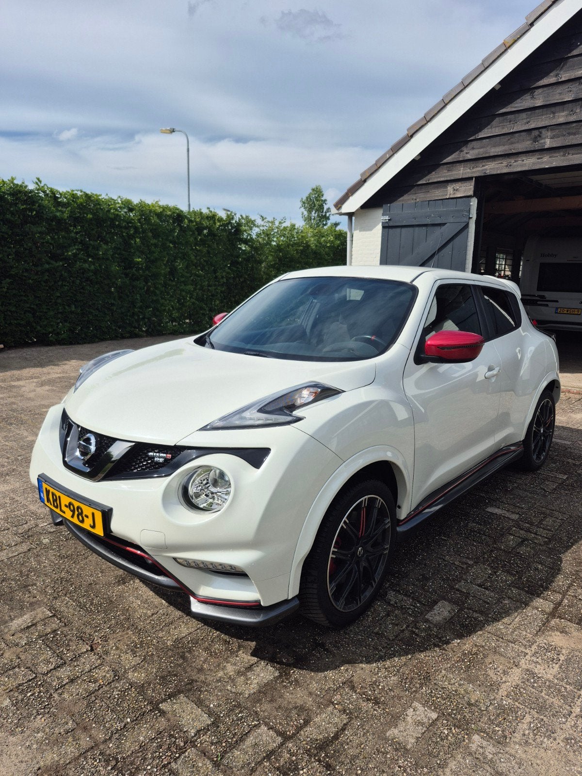 Nissan Juke Dig-t 214pk Xtronic ALL Mode 2018 Wit, Auto's, Automaat, 1618 cc, 213 pk, 4 cilinders