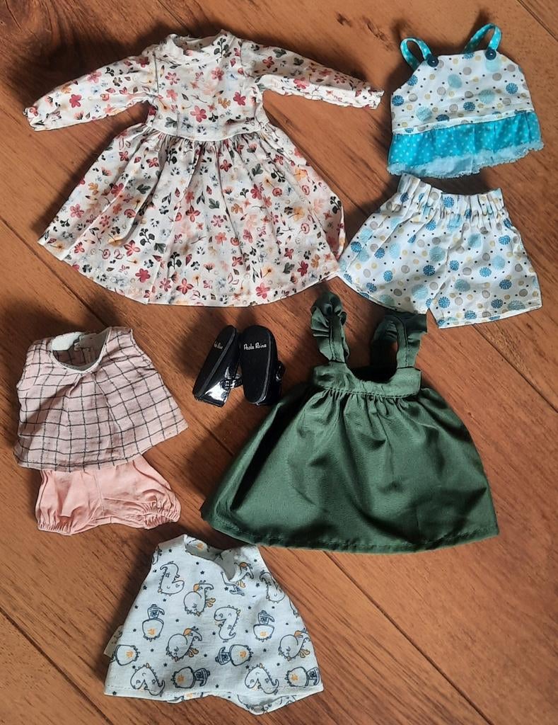 Kleding pakketje van en voor paola reina 32.cm, incl schoen, Verzamelen, Ophalen of Verzenden, Zo goed als nieuw, Kleertjes