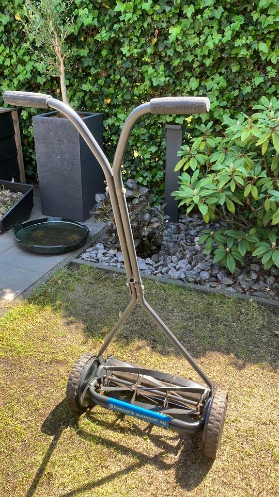 Husqvarna Diamant 40 grasmaaier, nieuw geslepen met garantie, Gebruikt, Handgrasmaaier, Ophalen of Verzenden, Opvangbak