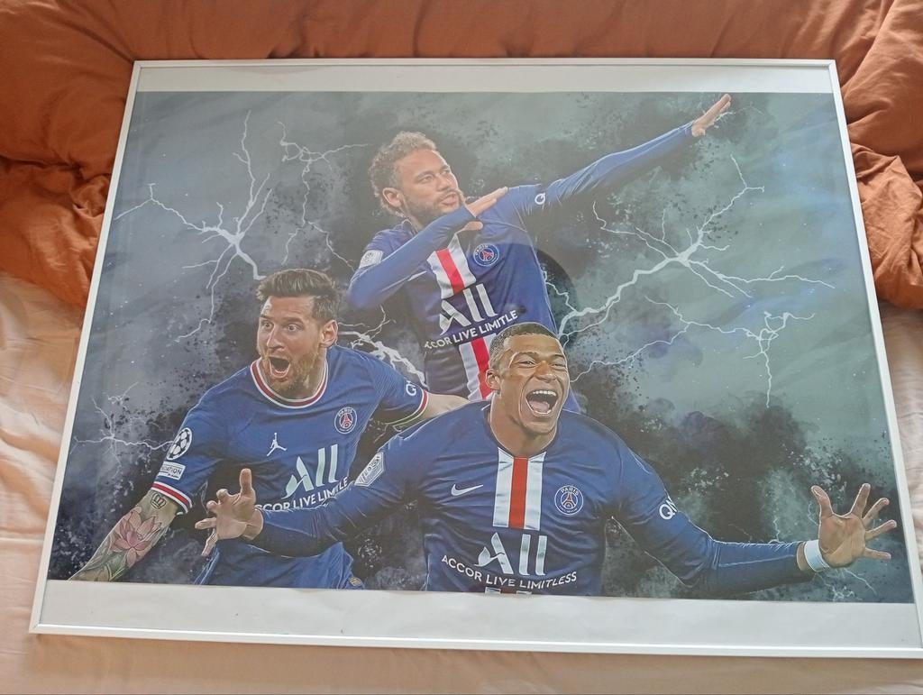 Ingelijste poster, Ophalen
