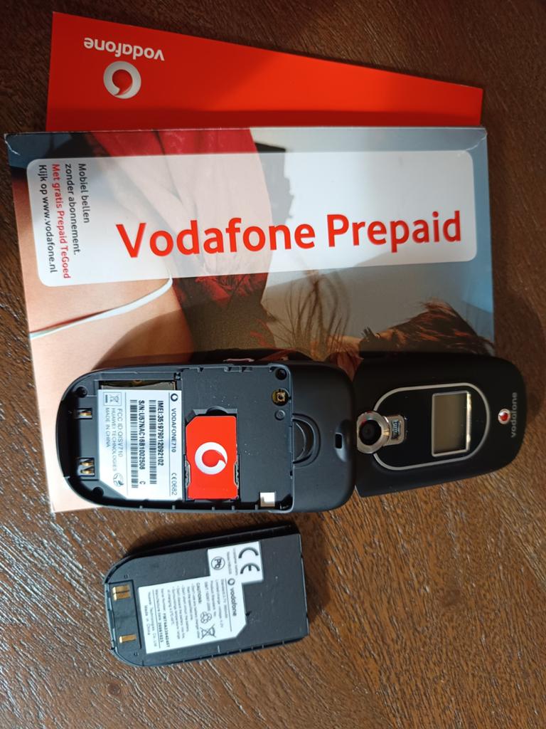 Vodafone 710 Klaptelefoon - Compleet met Doos en Accessoires, Ophalen of Verzenden