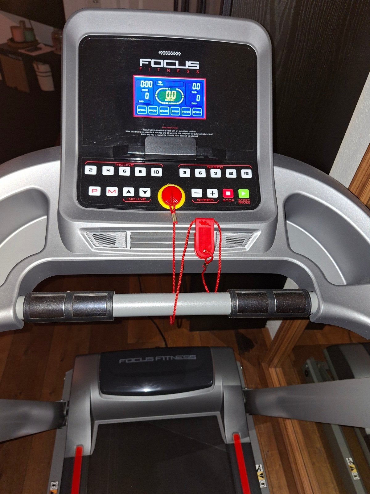 Focus Fitness Loopband - Inklapbaar - 15 km/u - Hellingshoek, Ophalen, Zo goed als nieuw, Metaal, Loopband