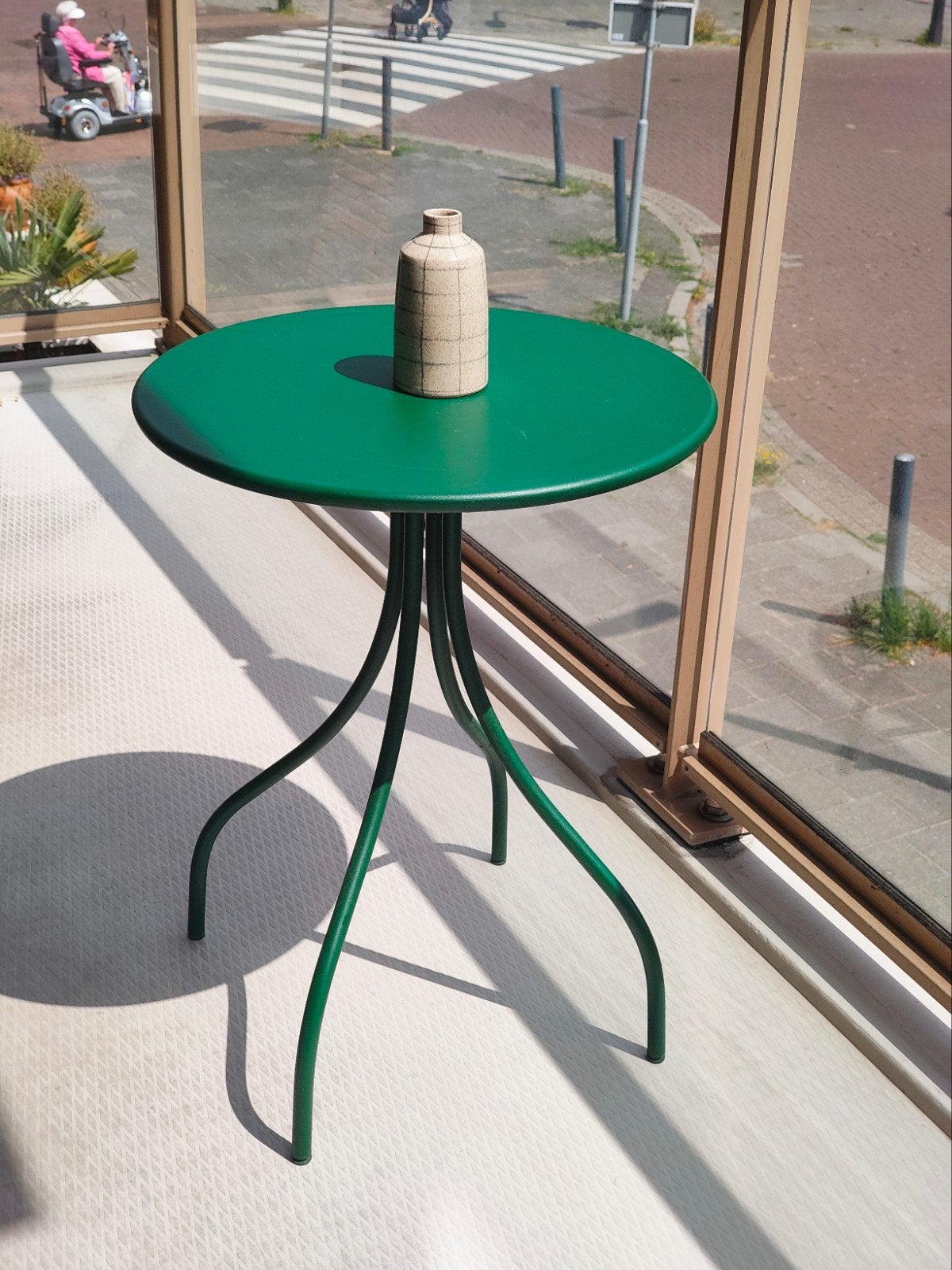 IKEA TÅNEBRO tafel - Groen, zo goed als nieuw, Ophalen, Minder dan 55 cm, Metaal of Aluminium, Rond