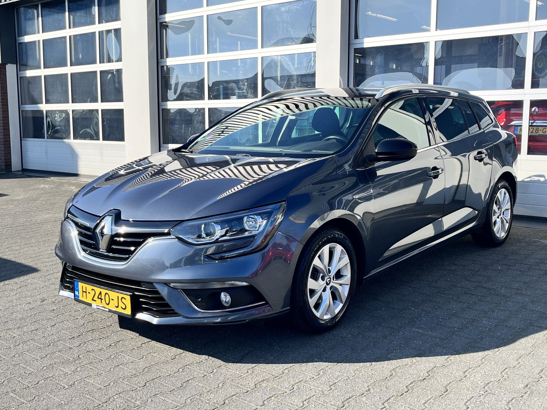 Renault Mégane Estate 1.3 TCe Limited Airco Trekhaak Parkee, Auto's, Voorwielaandrijving, Dealer onderhouden, Stof, 4 cilinders