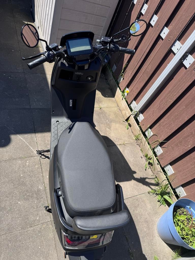 Elektrische scooter - Zo goed als nieuw, Fietsen en Brommers, Ophalen, Zo goed als nieuw, Elektrisch, Overige merken