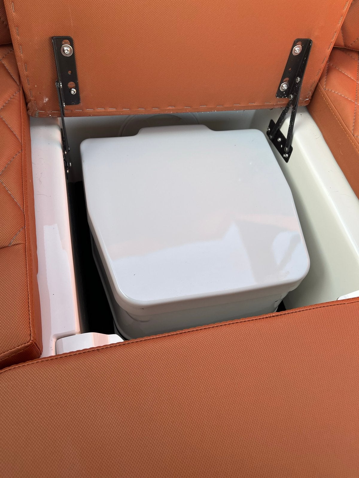 Draagbaar chemisch toilet voor boot of camper, Watersport en Boten, Accessoires en Onderhoud, Ophalen, Zo goed als nieuw, Kombuis en Sanitair