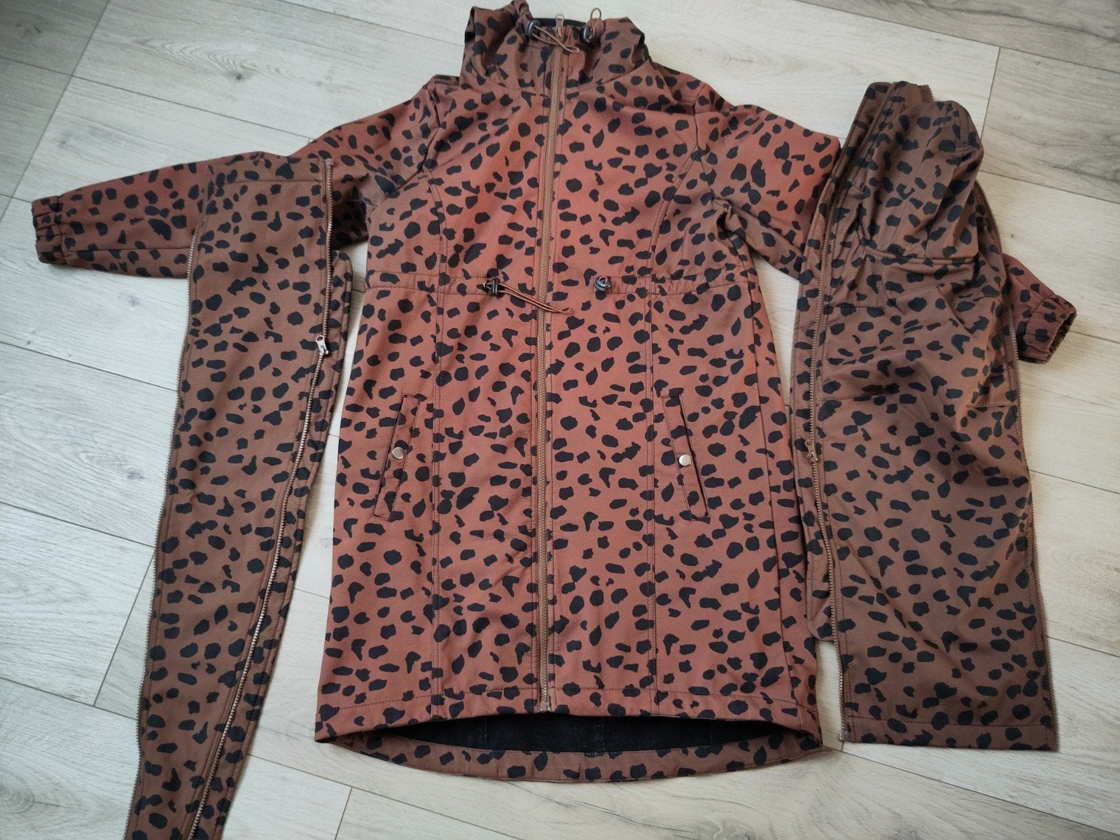 Mamalicious zwangerschapsjas / draagjas maat M, Kleding | Dames, Positiekleding, Maat 38/40 (M), Overige typen, Bruin, Mamalicious