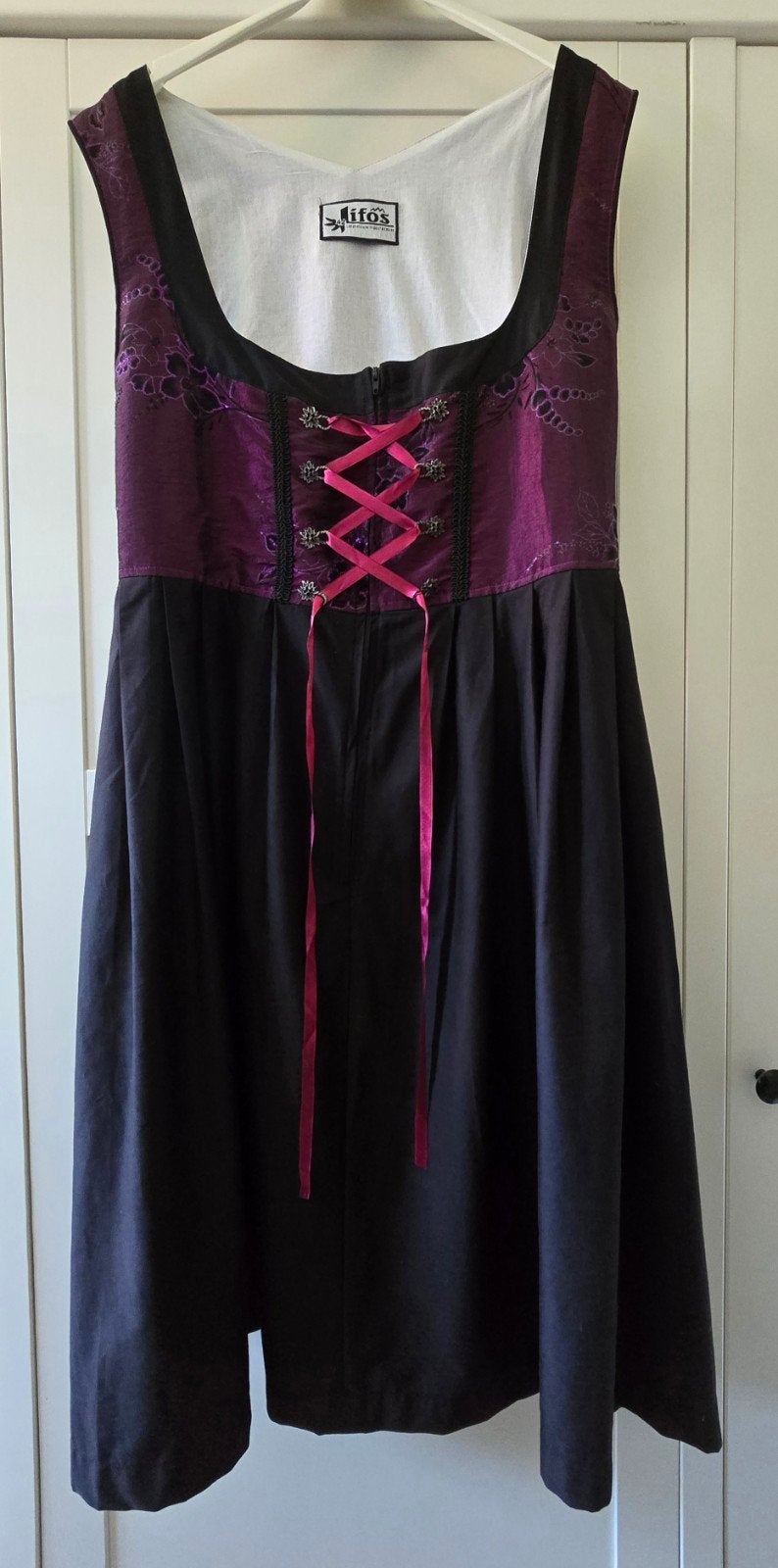 Dirndl, Ophalen, Zo goed als nieuw, Maat 42/44 (L), Overige thema's