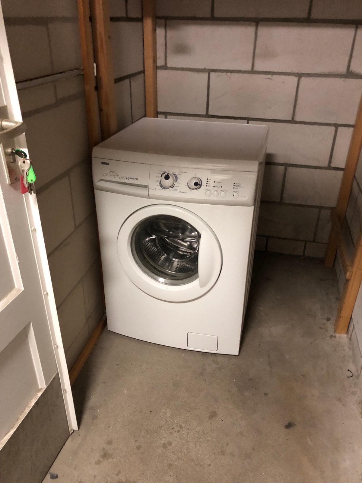 Zanussi Voorlader Wasmachine - Goede Staat, Ophalen, 6 tot 8 kg, Voorlader, 85 tot 90 cm