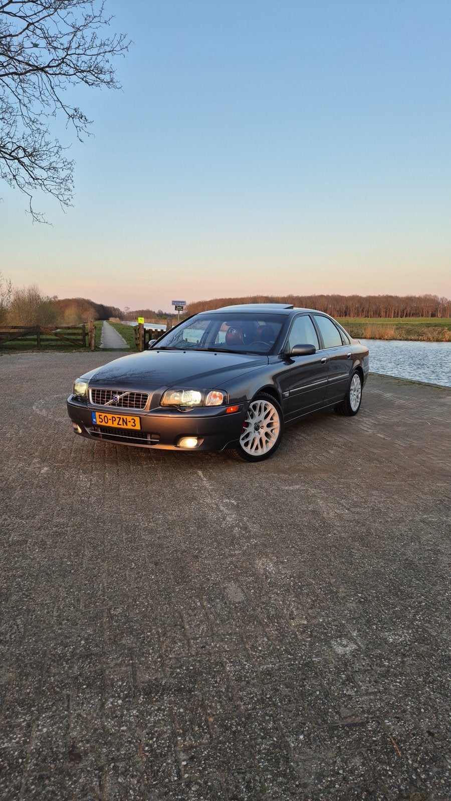 Volvo S80 2.8 T6 AUT 2004 Zwart, Auto's, 1800 kg, Zwart, Leder, 272 pk