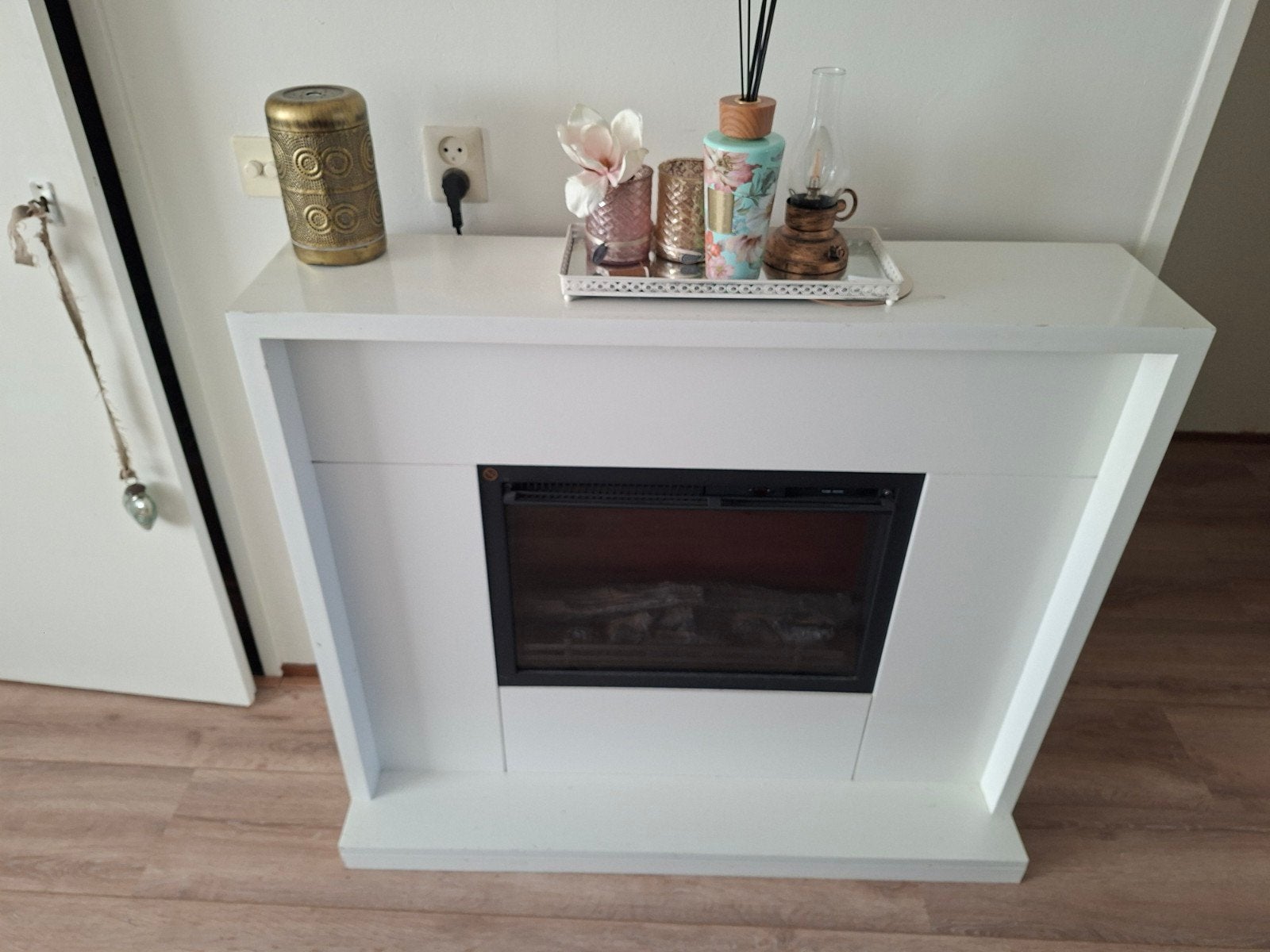Moderne elektrische haard - Wit design, Huis en Inrichting, Haarden, Ophalen of Verzenden, Gebruikt, Vrijstaande haard, Elektrische haard
