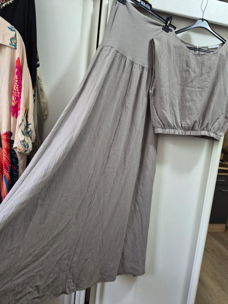 2 delig grijs maxi rok en top met elastiek M-L ibiza boheme, Maat 38/40 (M), Ophalen of Verzenden, Zo goed als nieuw, Grijs