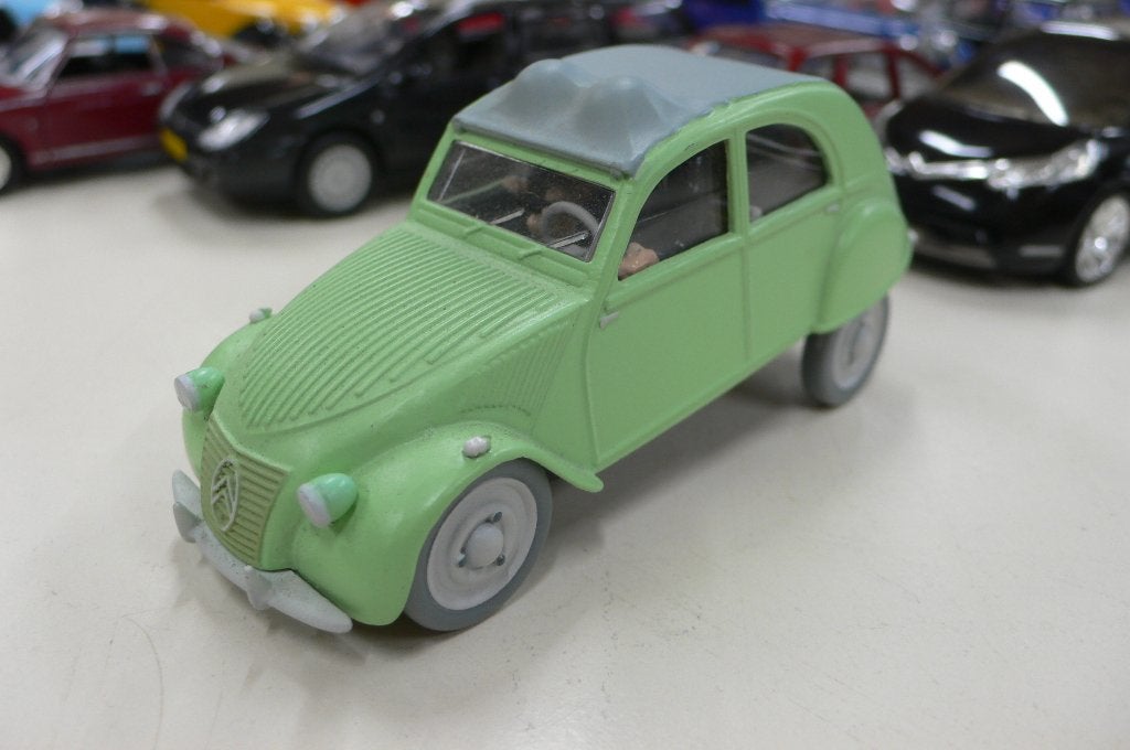 citroen 2cv jansen en janssens - kuifje - 1/43, Hobby en Vrije tijd, Modelauto's | 1:43, Verzenden, Nieuw, Auto, Overige merken