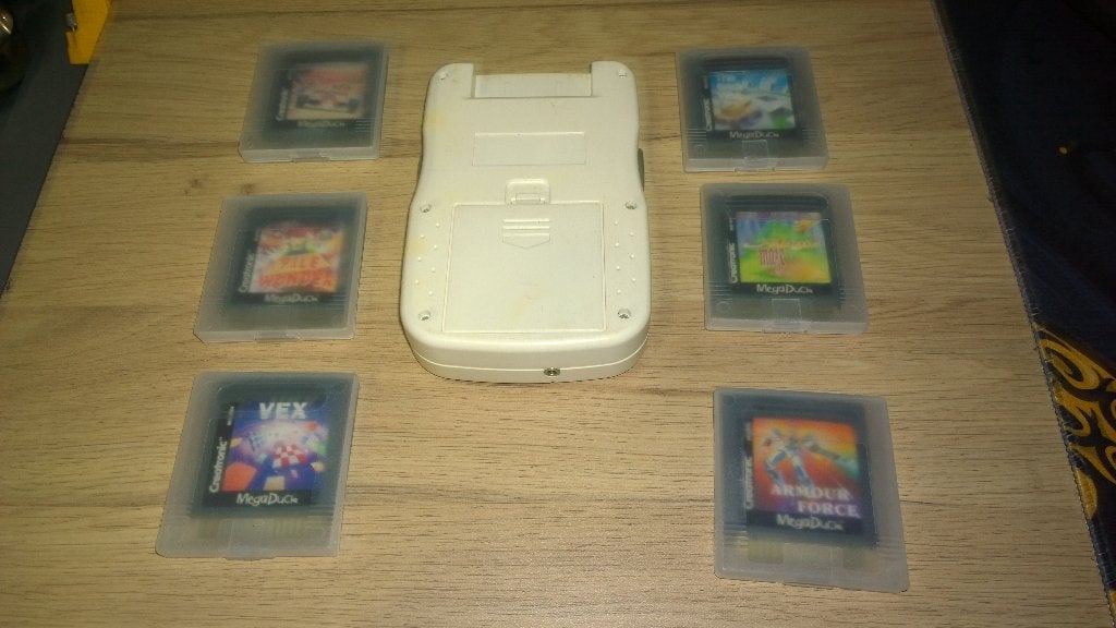 Mega Duck Handheld (1993) + 6 Games - Uit Eigen Verzameling, Spelcomputers en Games, Gekoppelde computers, 1 speler, Zo goed als nieuw