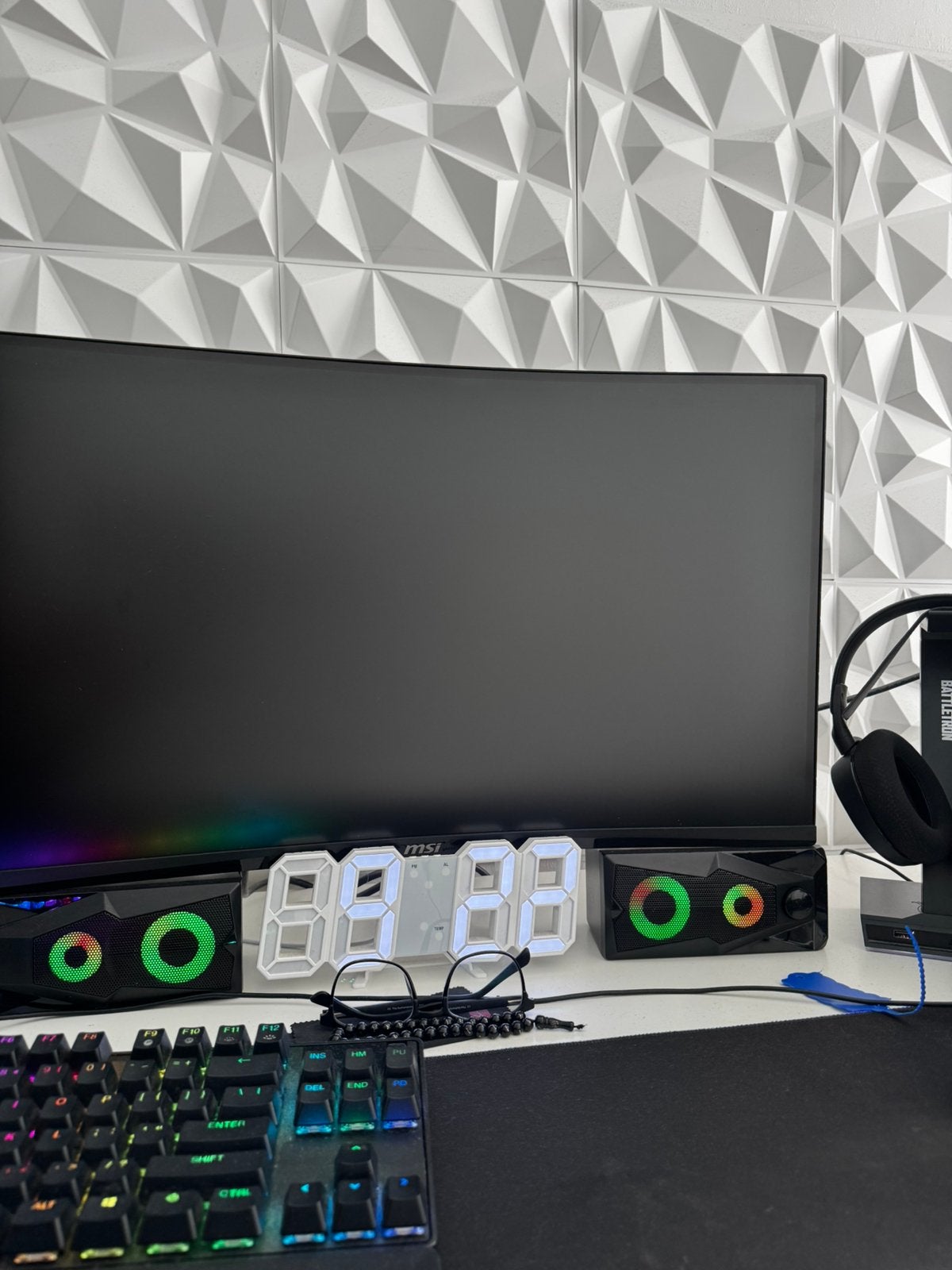 MSI MAG 27CQ6F – 27” QHD 180Hz Curved Gaming Monitor, Computers en Software, HDMI, Curved, VA, Zo goed als nieuw